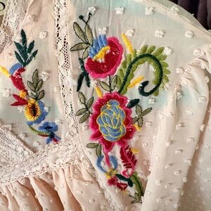 Floral Embroidered Blouse